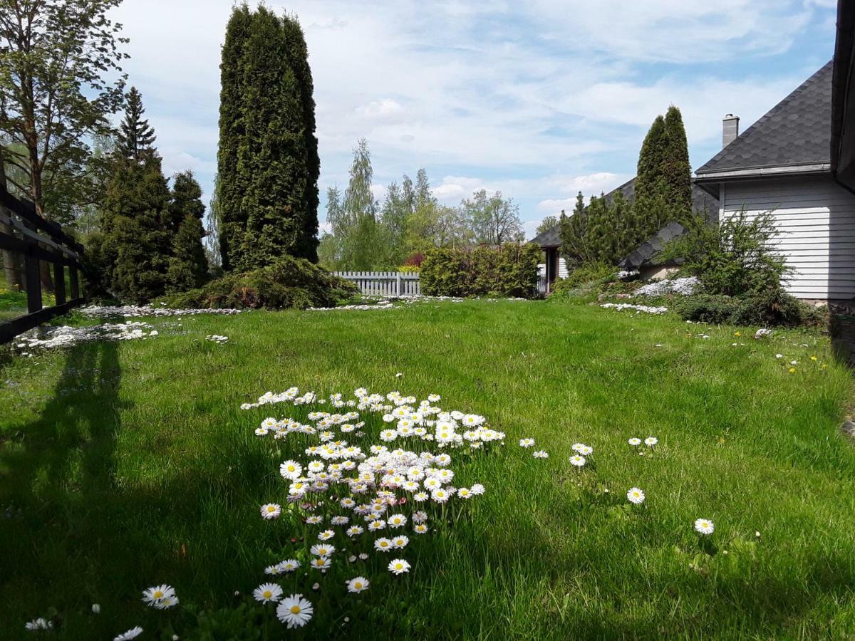 Alejas Namins Villa Jurgi ภายนอก รูปภาพ